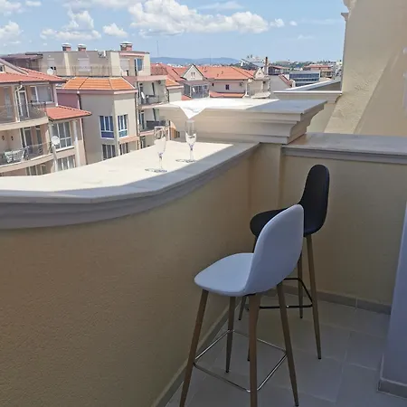 Amber Drop With A Pool Apartment Ravda